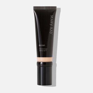 Mary Kay CC Cream - Very Light